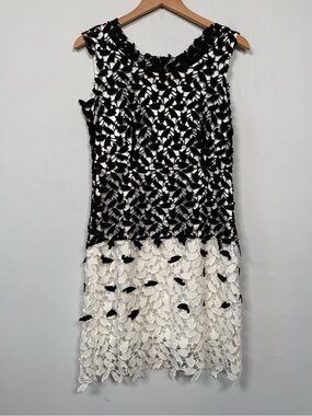 Gorgeous black and white sleeveless dress 3D leaf lace overlay, Great Condition